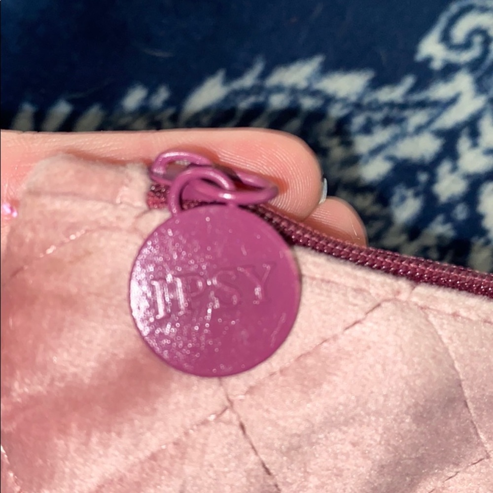 Makeup bag - Picture 2 of 2
